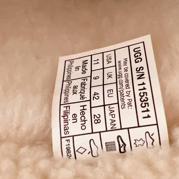 UGG Australia Sarissa Shearling Short Chestnut Waterproof Boots Suede US 11 - Picture 12 of 12